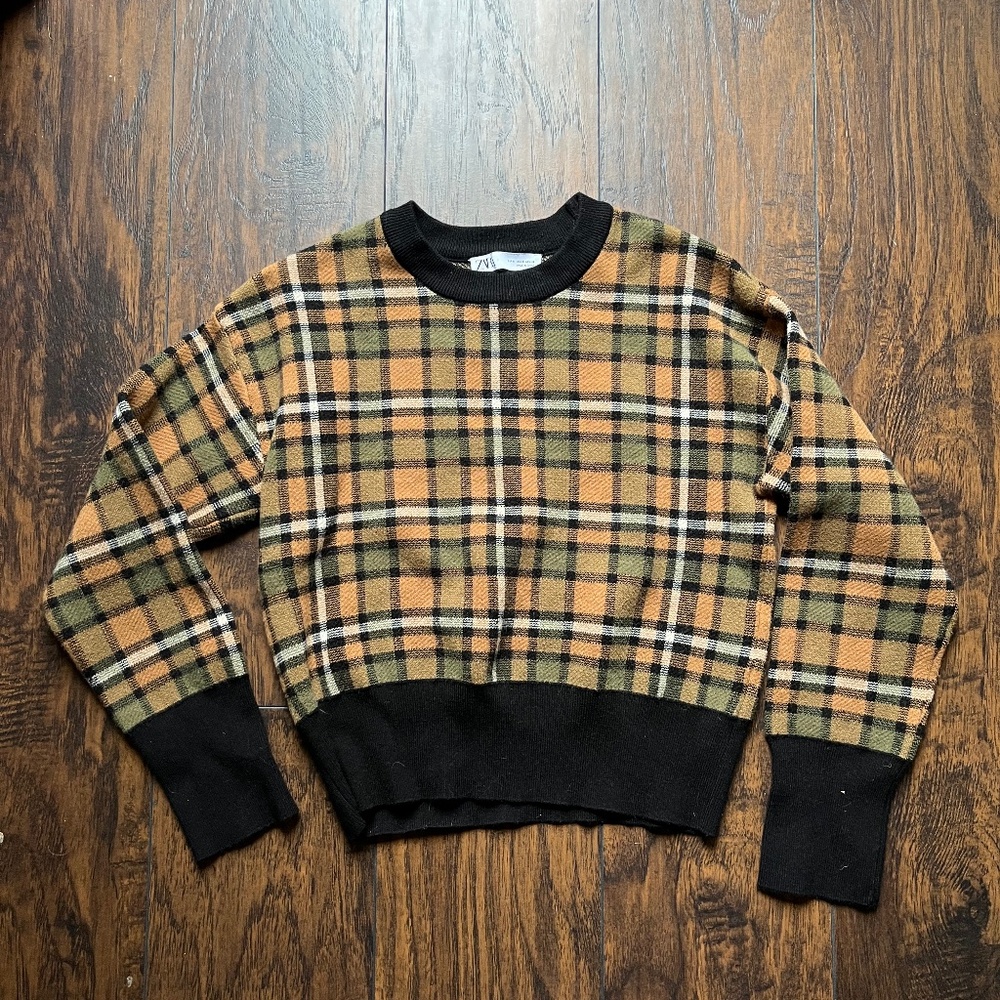 Zara plaid sweater size S small